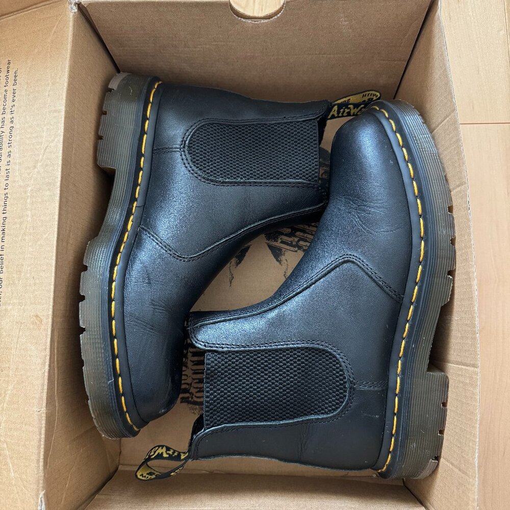 Dr. Martens 2976 Slip Resistant Leather Chelsea Boots